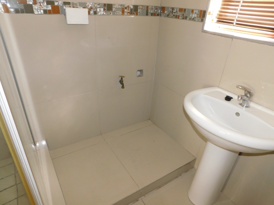 To Let 2 Bedroom Property for Rent in Rosebank Western Cape